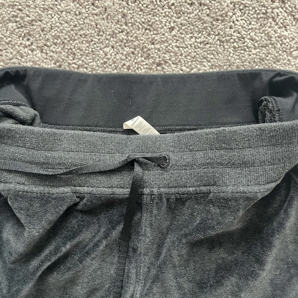 Lululemon velour jogger, size 10 dark gray - Picture 9 of 9
